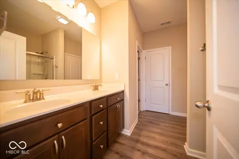 233 Carrick Glen Blvd, Pendleton, IN 46064 photo 28