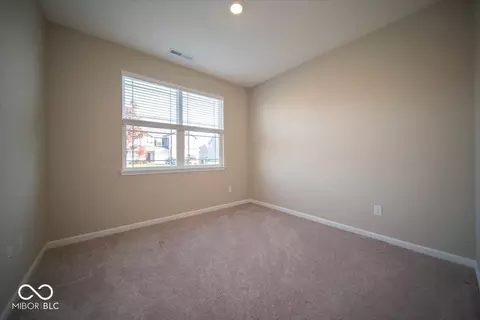 233 Carrick Glen Blvd, Pendleton, IN 46064 photo 6