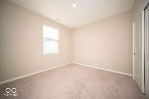 233 Carrick Glen Blvd, Pendleton, IN 46064 photo 9