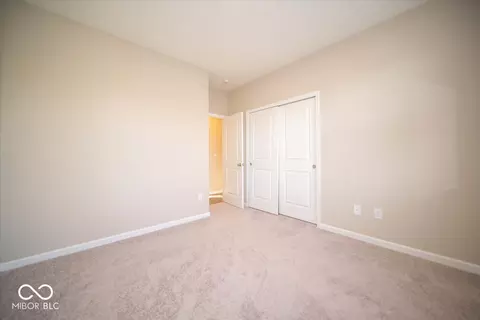 233 Carrick Glen Blvd, Pendleton, IN 46064 photo 7