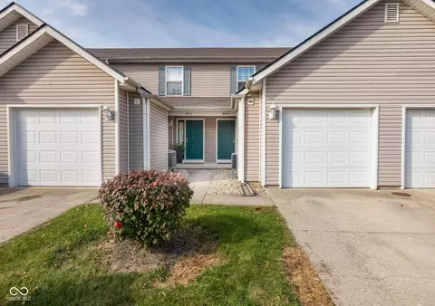 8414 Hague Rd #7, Indianapolis, IN 46256