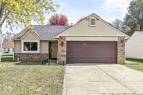 1418 Lynnwood Dr, Anderson, IN 46012