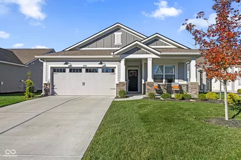 19684 Sumrall Pl, Westfield, IN 46074