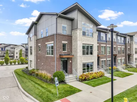 12907 Grand Blvd, Carmel, IN 46032