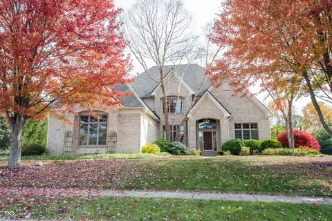 1821 Braeburn Dr, Carmel, IN 46032