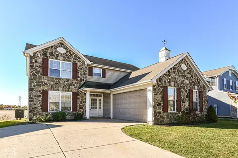 8029 Harshaw Dr, Indianapolis, IN 46239