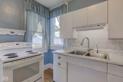 Kitchen - 211 S Independence St, Windfall, IN 46076 photo 1 of 2