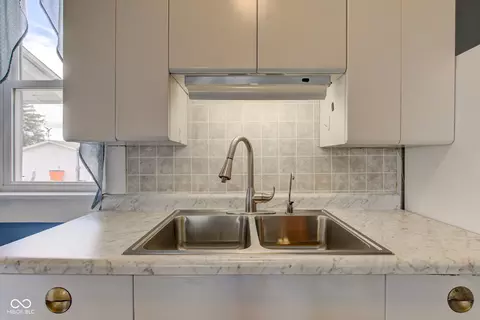 Kitchen - 211 S Independence St, Windfall, IN 46076 photo 2 of 2