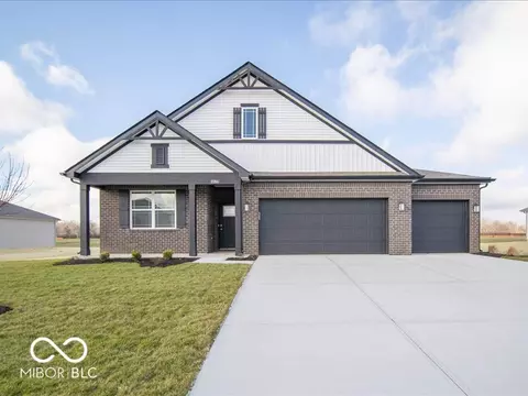 2286 Pine Valley Dr, Plainfield, IN 46168