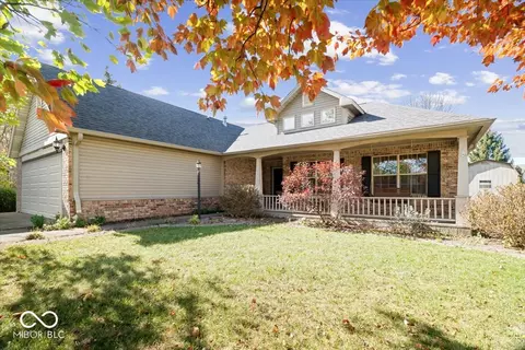 1210 Magnolia Dr, Greenfield, IN 46140