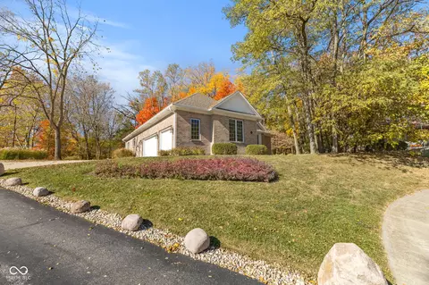 75 Elizabeth Ct, Danville, IN 46122