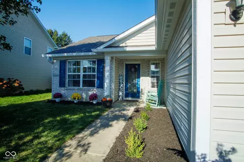 19325 Links Ln, Noblesville, IN 46062