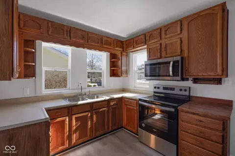 Kitchen - 405 E 9th St, Sheridan, IN 46069 photo 3 of 4