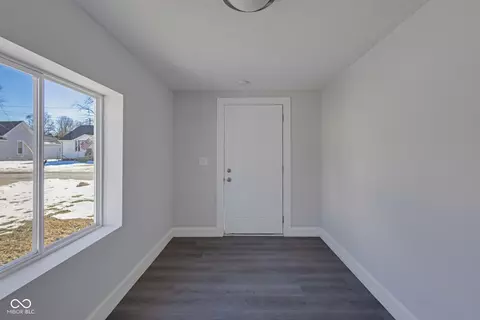 Entry Way - 405 E 9th St, Sheridan, IN 46069 photo 1 of 3