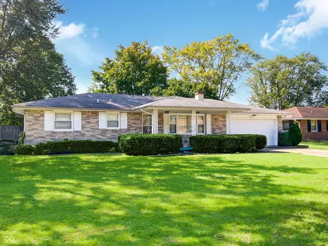 809 Greenfield Dr, Anderson, IN 46013