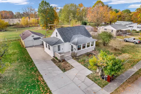 8123 Walnut St, Coatesville, IN 46121