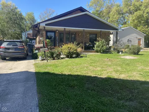 Exterior - 218 S Main St, Pendleton, IN 46064 photo 1 of 3