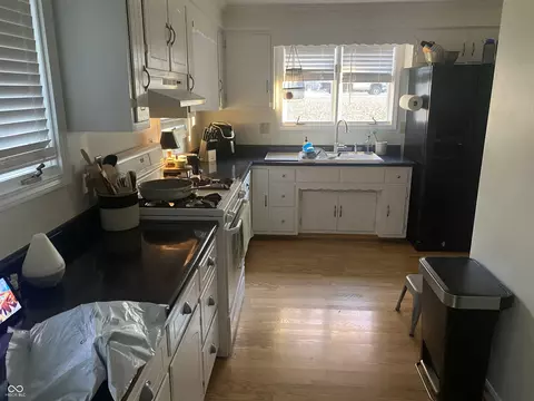 Kitchen - 121 West St, Pendleton, IN 46064 photo 1 of 1