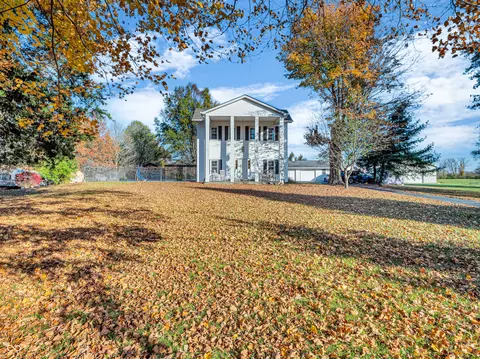 8225 S Franklin Rd, Indianapolis, IN 46259