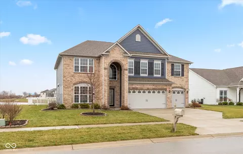 1351 Old Market Sq, Greenwood, IN 46143