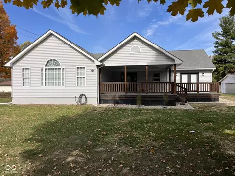 702 Whitlock Ave, Crawfordsville, IN 47933