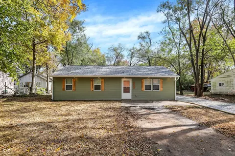 7425 Evanston Ave, Indianapolis, IN 46240