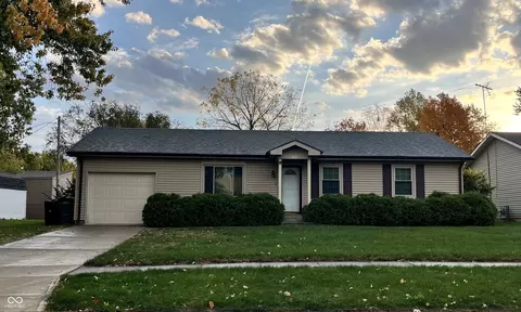2020 Manor Dr, Lebanon, IN 46052