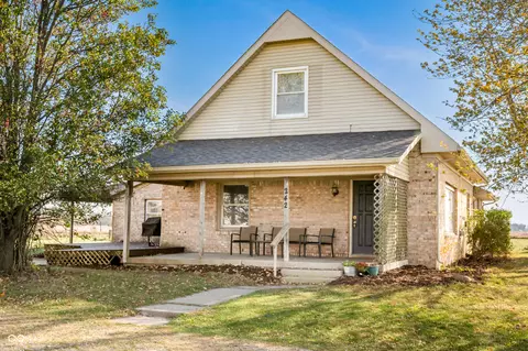 242 N Shirley Rd, Shirley, IN 47384