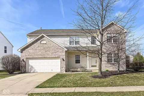 12912 Broncos Dr, Fishers, IN 46037
