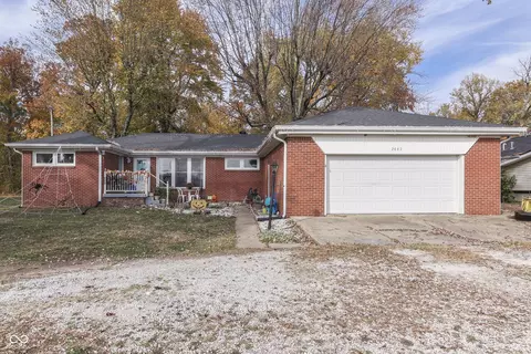 2682 E 500 N, Whiteland, IN 46184