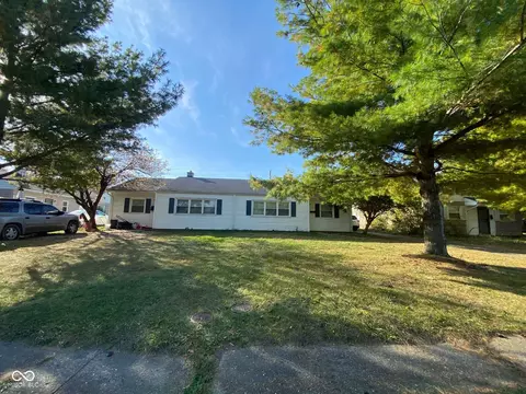 2213 Admiral Dr, Indianapolis, IN 46219