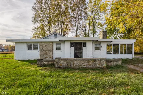 2903 E Freeport Rd, Morristown, IN 46161