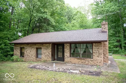 8946 N Mt Pleasant Rd, Ellettsville, IN 47429