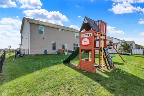 9218 Springbrook Dr, Pendleton, IN 46064 photo 49