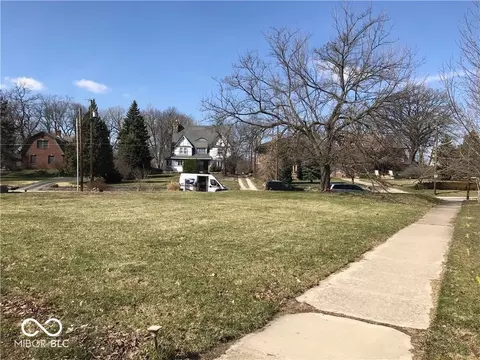 2620 Broadway St, Indianapolis, IN 46205