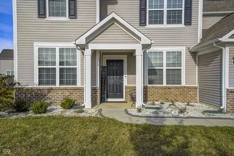 9302 Cobble Ct, Avon, IN 46123 photo 4