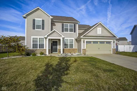 9302 Cobble Ct, Avon, IN 46123
