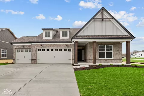 5005 Carmine St, Brownsburg, IN 46112