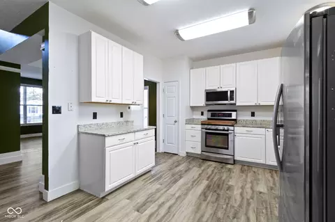 Kitchen - 12958 Sinclair Pl, Fishers, IN 46038 photo 3 of 6