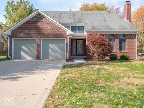 8468 Seattle Slew Ln, Indianapolis, IN 46217