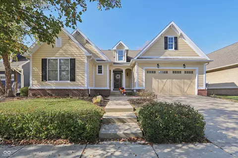 13004 Saxony Blvd, Fishers, IN 46037