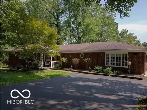 4880 N Sunset Blvd, North Vernon, IN 47265