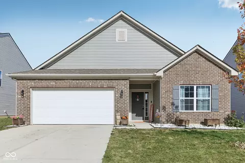 10026 Caprock Canyon Dr, Indianapolis, IN 46229