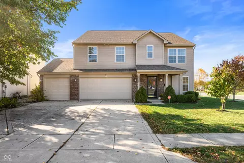 2102 St Clifford Dr, Indianapolis, IN 46239