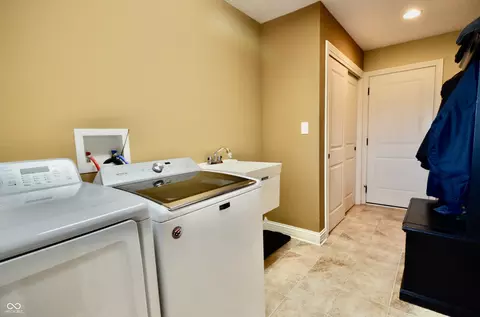 156 Warwick Way, Pendleton, IN 46064 photo 40