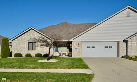 156 Warwick Way, Pendleton, IN 46064 photo 2