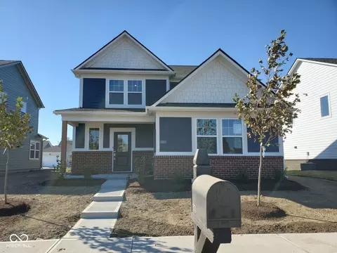 570 Jefferson St, Fortville, IN 46040