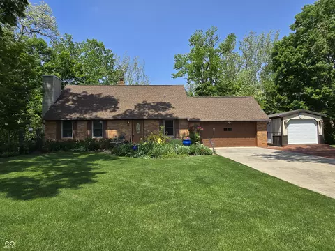 6605 Donnelly Dr, Brownsburg, IN 46112