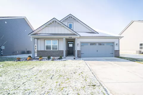 8894 Walker St, Fortville, IN 46040