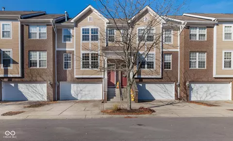 5676 Brownstone Dr #6, Indianapolis, IN 46220